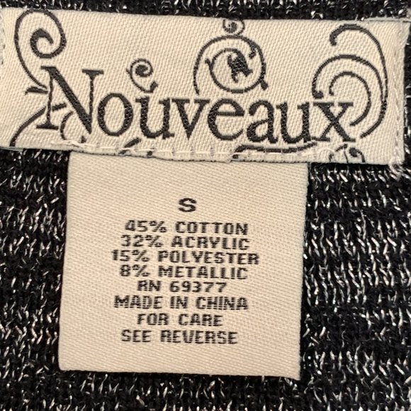 NWOT Nouveaux Black Pullover Sweater Studded Silver Metallic Thread Womens Small - Picture 3 of 7